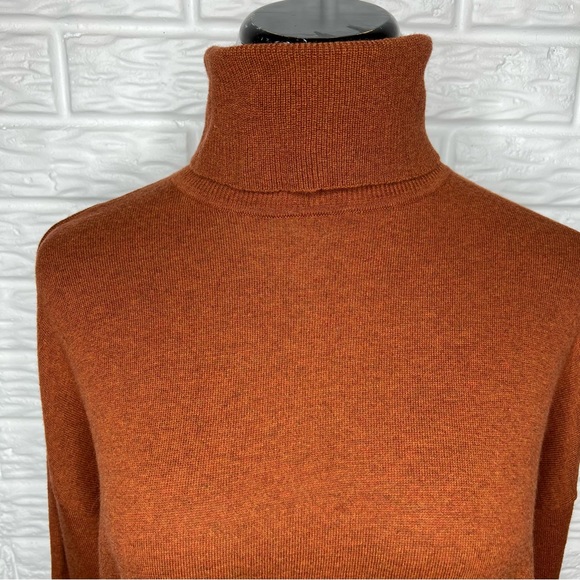 MADEWELL Brookhaven Turtleneck Wool Blend Sweater Rust Brown - Picture 5 of 10